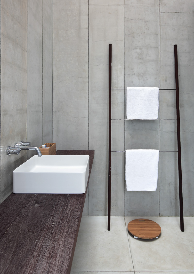 kamar mandi minimalis rumah palem karya andramatin